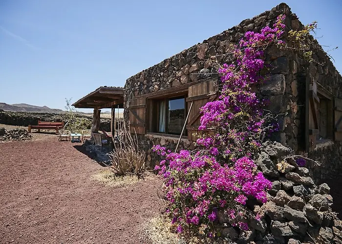 Hubara Retreat